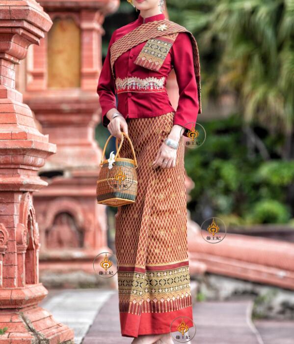 ประเทศไทยแต่งตัวผู้หญิงฤดูใบไม - Batik Sarong Wrap บทวิจารณ์และราคา